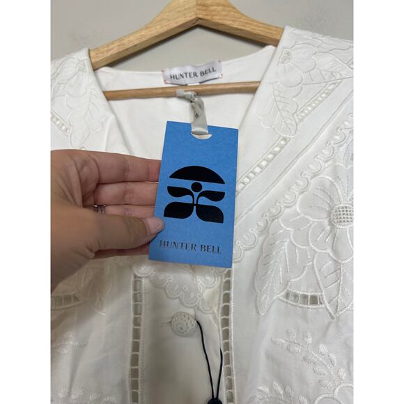 NWT Hunter Bell Embroidery Birdie Sailor V-Neck Button-Down Shirt White Size: M - Picture 4 of 8